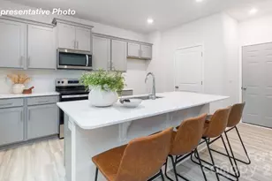 5120 Parker Frst Rd, Charlotte, NC 28215 - Photo 3