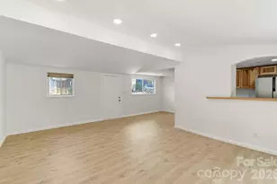 21 Oak Hill Dr, Asheville, NC 28806 - Photo 7
