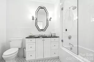 1318 S Kings Dr, Charlotte, NC 28207 - Photo 21