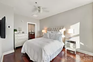 333 W Trade St, Charlotte, NC 28202 - Photo 13