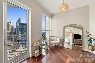 333 W Trade St, Charlotte, NC 28202 - Photo 9