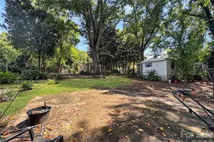 25 Stowe St, Lowell, NC 28098 - Photo 3