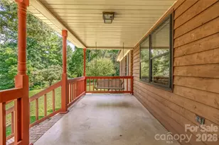 27 Windy Acres Dr, Fairview, NC 28730 - Photo 13