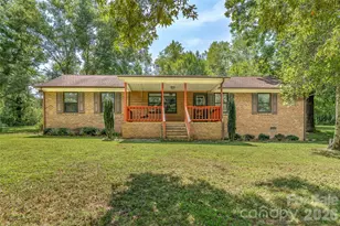 27 Windy Acres Dr, Fairview, NC 28730 - Photo 5