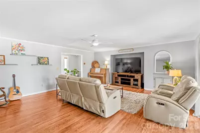 110 Dobbs Drive, Statesville, NC 28625 - Photo 7