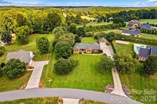 110 Dobbs Dr, Statesville, NC 28625 - Photo 47