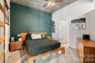 210 N Church St, Charlotte, NC 28202 - Photo 27