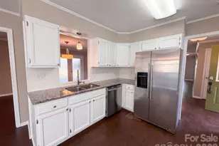 6009 Lanai Ln, Tega Cay, SC 29708 - Photo 11
