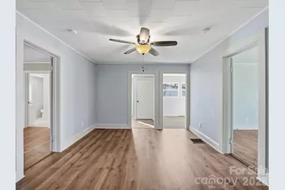 61 27th Street NW, Hickory, NC 28601 - Photo 11