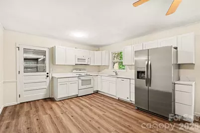 307 Florence Road, Statesville, NC 28625 - Photo 11