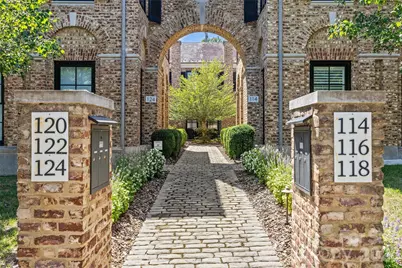 122 Cottage Place, Charlotte, NC 28207 - Photo 3