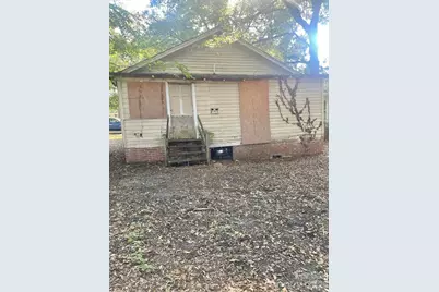 709 Douglas Street, Shelby, NC 28150 - Photo 3