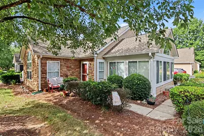 6809 Ledgestone Place, Charlotte, NC 28227 - Photo 3