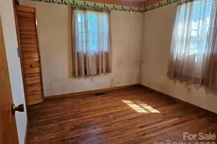 2648 Rose Pl, Lenoir, NC 28645 - Photo 13