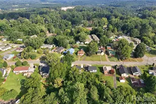 314 Rockyford St, Morganton, NC 28655 - Photo 23