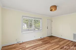 316 E 19th St, Kannapolis, NC 28083 - Photo 9