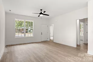 725 Rockdale St, Rock Hill, SC 29730 - Photo 3