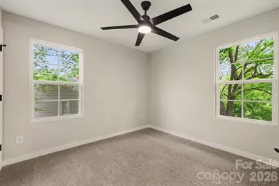 112 E Hilltop Drive, Gastonia, NC 28054 - Photo 13
