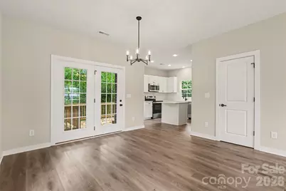 112 E Hilltop Drive, Gastonia, NC 28054 - Photo 7