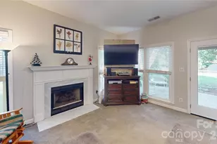 1606 Thornblade Ridge Dr, Matthews, NC 28105 - Photo 15
