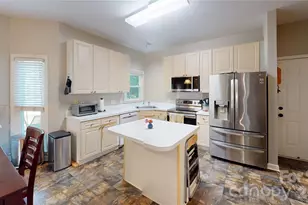 1606 Thornblade Ridge Dr, Matthews, NC 28105 - Photo 9