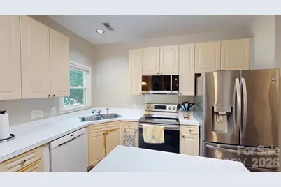 1606 Thornblade Ridge Drive, Matthews, NC 28105 - Photo 11