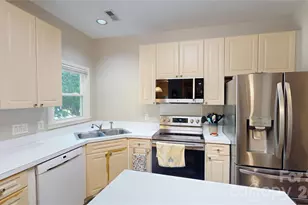 1606 Thornblade Ridge Dr, Matthews, NC 28105 - Photo 11