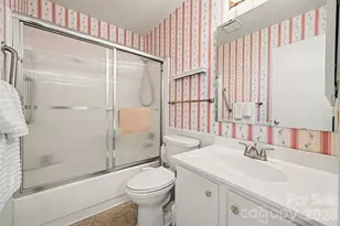 9014 McAlpine Cove Ct, Charlotte, NC 28270 - Photo 17