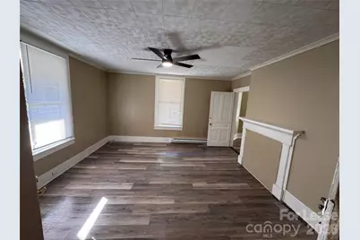 336 S Mulberry Street #Apt A, Statesville, NC 28677 - Photo 3
