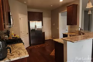 6542 Portland Rose Ln, Charlotte, NC 28210 - Photo 5