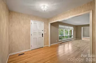 1211 Laurel St NE, Valdese, NC 28690 - Photo 3