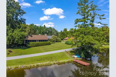 31 Willow Way, Hendersonville, NC 28739 - Photo 1