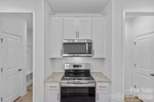 4008 Crooked Spruce Ct, Matthews, NC 28105 - Photo 15