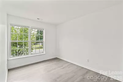 2724 Mulberry Pond Drive, Charlotte, NC 28208 - Photo 15