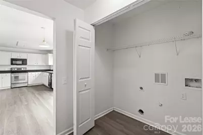 2724 Mulberry Pond Drive, Charlotte, NC 28208 - Photo 11