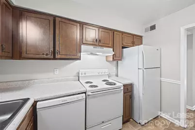 5805 Hunting Ridge Lane #H, Charlotte, NC 28212 - Photo 11