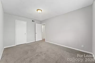 5805 Hunting Ridge Lane #H, Charlotte, NC 28212 - Photo 17