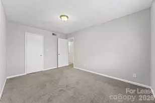 5805 Hunting Ridge Ln, Charlotte, NC 28212 - Photo 17