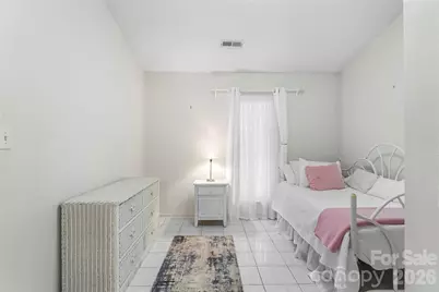 477 14th Avenue Drive NE, Hickory, NC 28601 - Photo 17