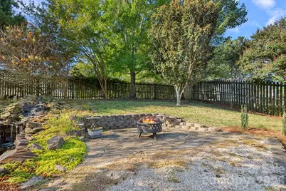 10327 Shady Rest Lane, Charlotte, NC 28214 - Photo 3