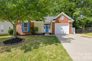 9210 Rotherham Ln, Charlotte, NC 28216 - Photo 1