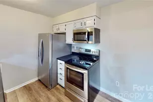 9617 Vinca Cir, Charlotte, NC 28213 - Photo 5