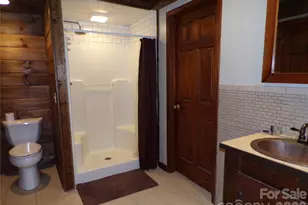 422 Ridge Creek Dr, Taylorsville, NC 28681 - Photo 29