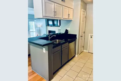 423 W 8th Street #73, Charlotte, NC 28202 - Photo 7