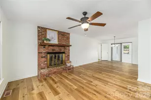 106 Turner Ln, Hendersonville, NC 28791 - Photo 7