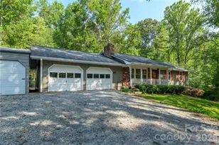 106 Turner Ln, Hendersonville, NC 28791 - Photo 3