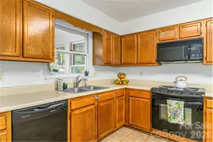 106 Turner Ln, Hendersonville, NC 28791 - Photo 13
