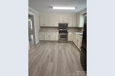 905 Rhode Island Avenue, Kannapolis, NC 28083 - Photo 15