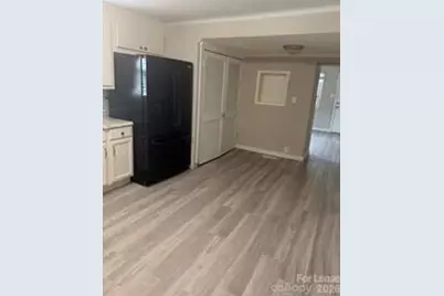 905 Rhode Island Avenue, Kannapolis, NC 28083 - Photo 17