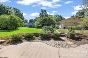 933 Coulwood Dr, Charlotte, NC 28214 - Photo 39